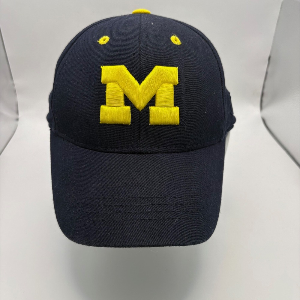 Michigan Wolverines Top of the World Hat Navy Blue The Rookie One-Fit PN32598